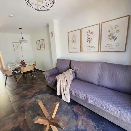 Piso Carlota Alessandri *